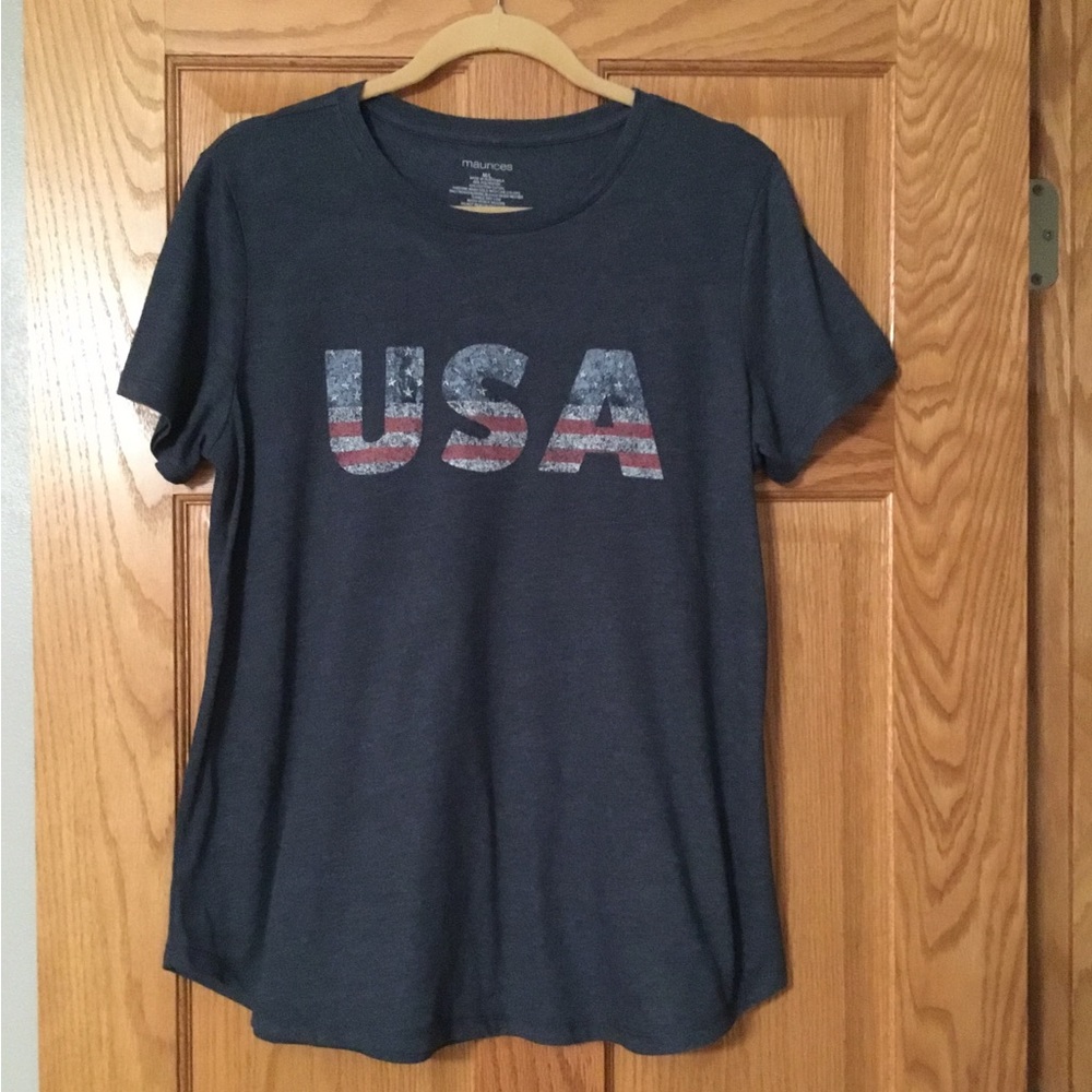 Maurices graphic tee NWOT